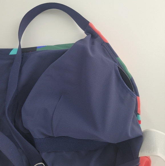 Athleta Hermosa One Piece Swimsuit Size XL Tossed Floral - Picture 7 of 8